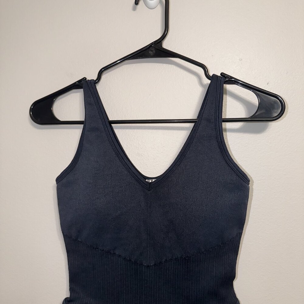 JoyLab Black Athletic Romper Size M Ribbed V Neck Activewear One Piece - Picture 3 of 6